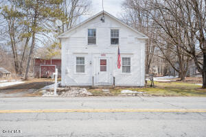 632 County Route 49 Cossayuna, NY 12823