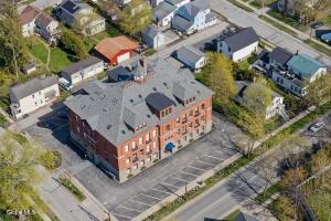 77 Van Dam Street Saratoga Springs, NY 12866