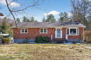 221 Droms Road Glenville, NY 12302