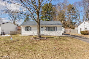 247 Chiswell Road Schenectady, NY 12304