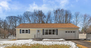 28 Kile Drive Schenectady, NY 12302