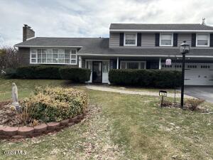 1336 Wemple Lane Niskayuna, NY 12309