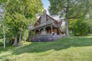 3429 S Shore Road Corinth, NY 12835