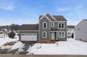 32 Bradley Circle Halfmoon, NY 12065