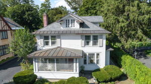 39 Fifth Avenue Saratoga Springs, NY 12866