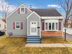 9 Fuller Terrace Colonie, NY 12205