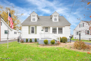 49 Van Dyck Street Coxsackie, NY 12051