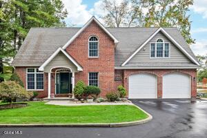 9 Reardon Rd Extension Queensbury, NY 12804