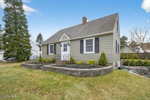 17 Schuyler Avenue Latham, NY 12110