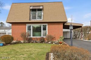 30 Hopewell Street Albany, NY 12208