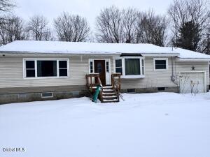 1375 Hudson Avenue Stillwater, NY 12170