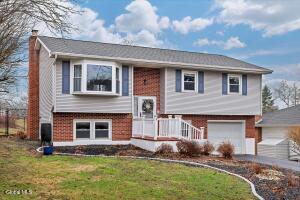 51 Par Circle Albany, NY 12208