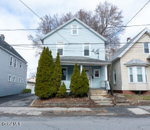 6 Harvard Street Schenectady, NY 12304