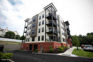21 Whistler Court Saratoga Springs, NY 12866