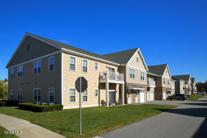 60 Weibel Avenue Saratoga Springs, NY 12866