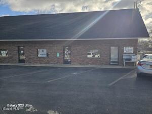2793 Hamburg Street Schenectady, NY 12303