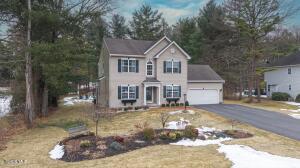 7 Hyde Court Queensbury, NY 12804