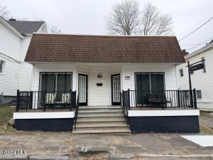 15 Henrietta Street Amsterdam, NY 12010