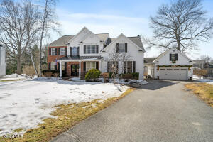 7 Royal Henley Court Saratoga Springs, NY 12866