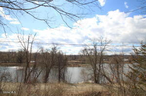 2014 River Road Melrose, NY 12154
