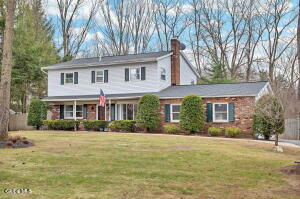 15 Apple Tree Lane Clifton Park, NY 12065