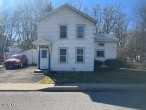 3505 New Street Kinderhook, NY 12184