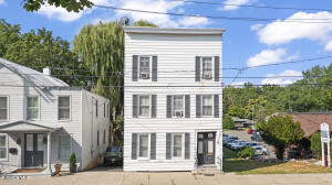 823 Warren Street Hudson, NY 12534