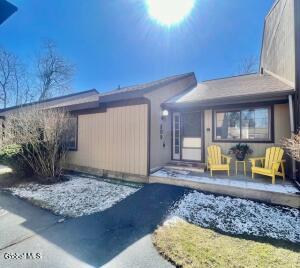 305 Huntington Court East Greenbush, NY 12061