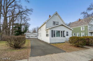 2606 Turner Avenue Schenectady, NY 12306