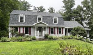 17 Johnny Cake Hollow Road Melrose, NY 12121