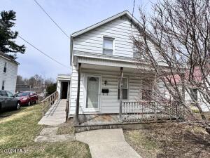 41 Ford Avenue Troy, NY 12180