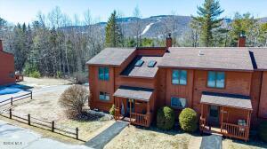 8 Freebern Road North Creek, NY 12853