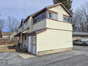 524 Maple Avenue Saratoga Springs, NY 12866