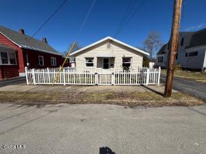 27 Franklin Street Gloversville, NY 12078