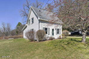 143 /147 Glenmont Road Glenmont, NY 12077