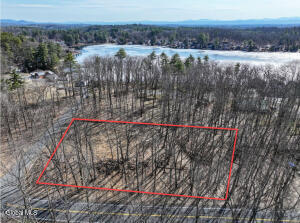 8 Nacy Rd Queensbury, NY 12804