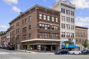 82 N Pearl Street Albany, NY 12207