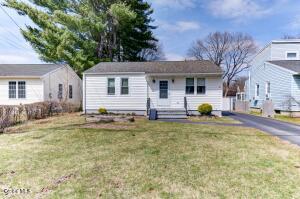 21 Sharpe Avenue Wynantskill, NY 12198
