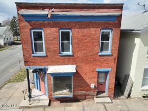 793 5th Avenue Troy, NY 12182