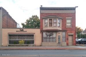 572 2nd Avenue Troy, NY 12182