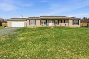 124 Mineral Springs Road Melrose, NY 12121