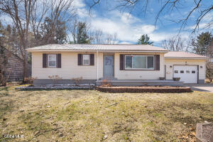 22 Thomas Avenue Hudson Falls, NY 12839