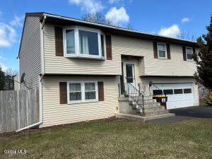 2 Dyer Drive Latham, NY 12110