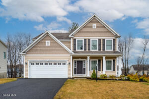 22 Bergen Place Niskayuna, NY 12309