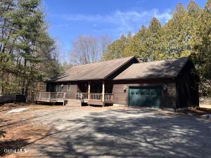 17 Hawkins Lane Brant Lake, NY 12815