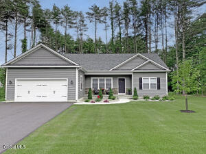 4 Greenwood Road Lake George, NY 12845