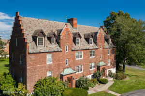 195 Van Rensselaer Boulevard Menands, NY 12204