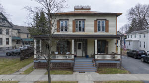 107 Lake Avenue Saratoga Springs, NY 12866
