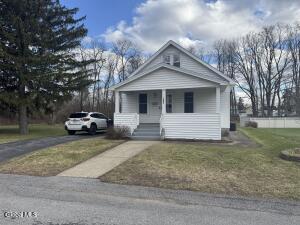 1862 Gray Street Schenectady, NY 12306