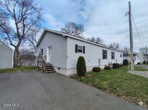 589 1st Avenue Troy, NY 12182